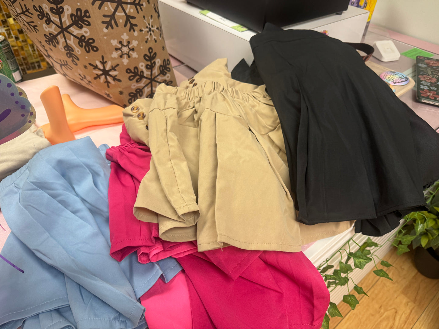 Pleated girl skirts-New